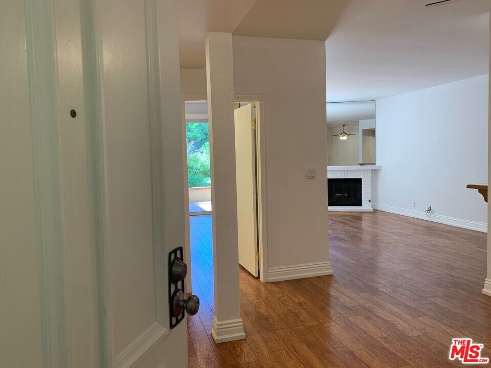 8500 Falmouth Ave-Unit -3112 in Los Angeles, CA - Foto de edificio