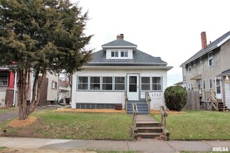 1717 25th St in Rock Island, IL - Building Photo - Building Photo