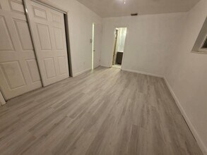 1381 NE 144th St in Miami, FL - Building Photo - Building Photo