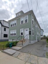 9 Bonner Ave, Unit 2 in Medford, MA - Foto de edificio - Building Photo