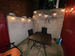 418 S Regester St in Baltimore, MD - Building Photo - Building Photo