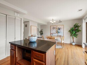 9264 Mansfield Ave in Denver, CO - Building Photo - Building Photo