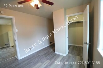 32 Penn Ave in Irwin, PA - Building Photo - Building Photo