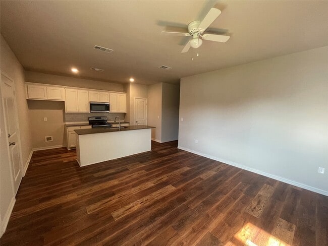 2829 Peony Dr in Sherman, TX - Building Photo - Building Photo