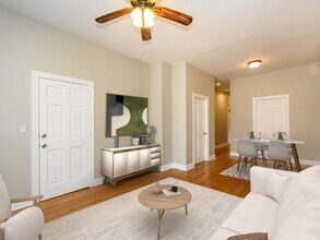 2839 N Racine Ave in Chicago, IL - Building Photo - Building Photo