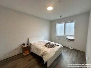 957 Dorchester Ave, Unit 2 in Boston, MA - Foto de edificio - Building Photo