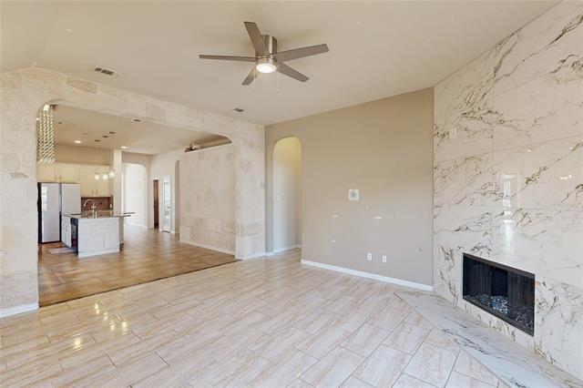 2949 Mandalay Dr in Little Elm, TX - Building Photo