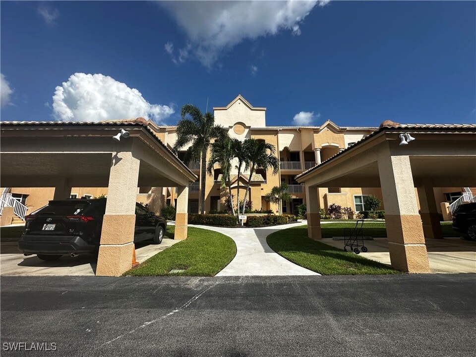 16411 Millstone Cir in Ft. Myers, FL - Building Photo