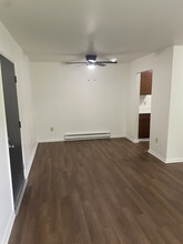 435 S Lincoln Ave in Barnesville, OH - Building Photo - Building Photo