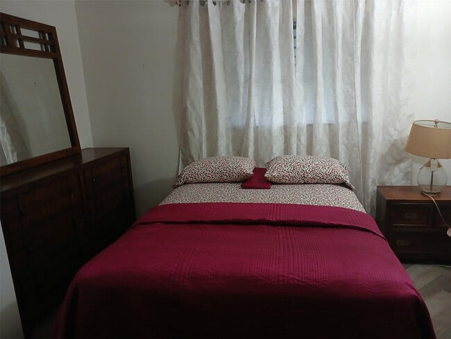 3852 NW 34th St in Lauderdale Lakes, FL - Building Photo - Building Photo