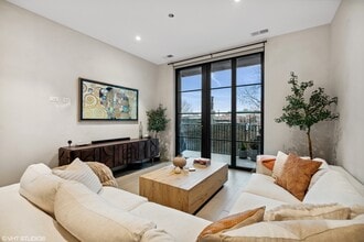 1400 W Monroe St in Chicago, IL - Building Photo - Building Photo