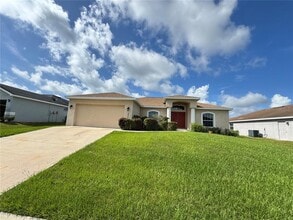 4876 Summerfield Cir in Winter Haven, FL - Building Photo - Building Photo