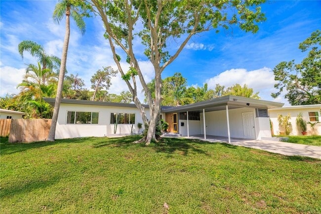property at 4811 Juanita Way S