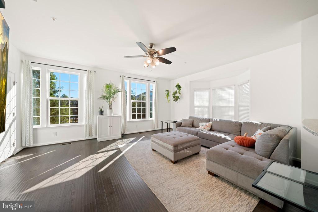 12220 Montreat Pl in Waldorf, MD - Building Photo