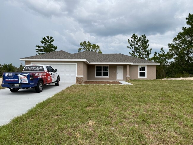 property at 745 Marion Oaks Manor