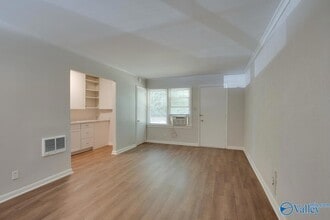204 Grayson St SE, Unit 7 in Huntsville, AL - Building Photo - Building Photo