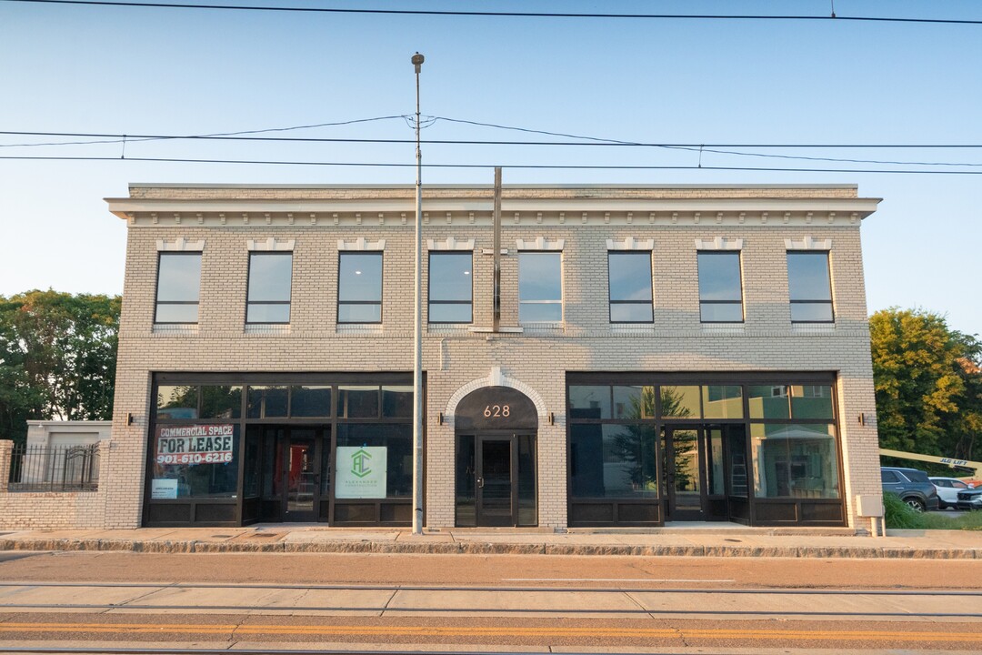 628 Madison Avenue204 in Memphis, TN - Building Photo