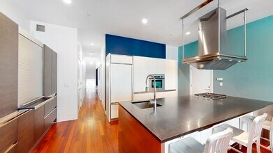 49 N Margin St, Unit 2 in Boston, MA - Foto de edificio - Building Photo