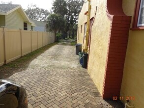 112 Fox Pl in Port Orange, FL - Building Photo - Building Photo