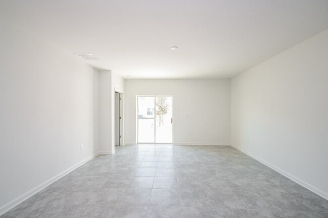 1792 Foreman Rd in Eagle Lake, FL - Building Photo - Building Photo