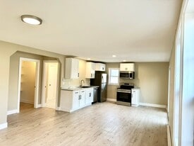 21 Camp St in Jamestown, NY - Building Photo