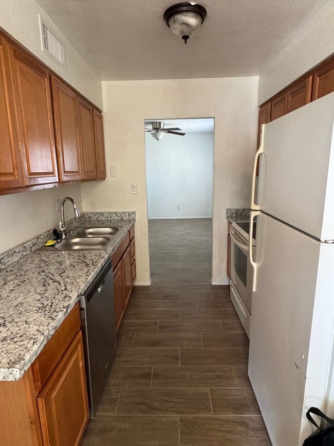 616 E Strahan Dr in Tempe, AZ - Building Photo - Building Photo