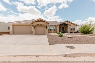 Modern 5 Bedroom Home with Solar Panels -  in Alamogordo, NM - Building Photo