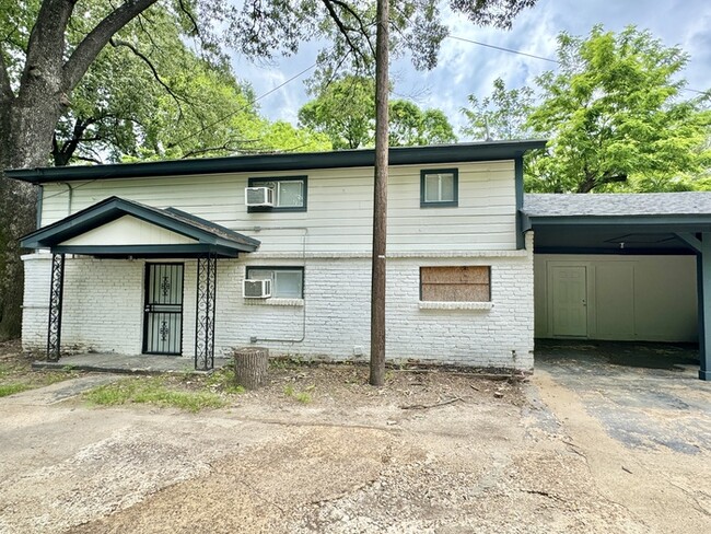 property at 1413 Ferguson Rd