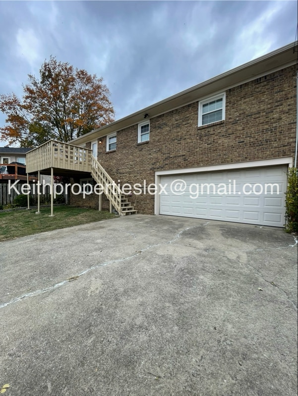 2008 Huckleberry Cir in Lexington, KY - Building Photo - Building Photo