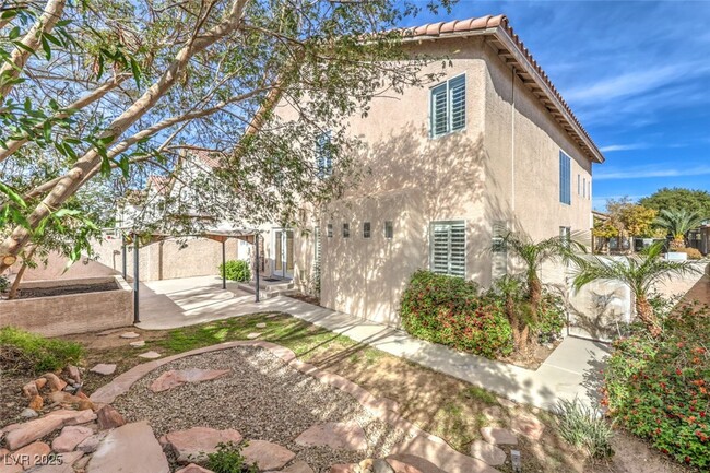property at 913 Dancing Rain Ct
