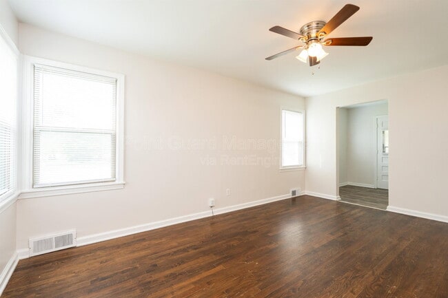 4740 E Mount Vernon St in Wichita, KS - Building Photo - Building Photo