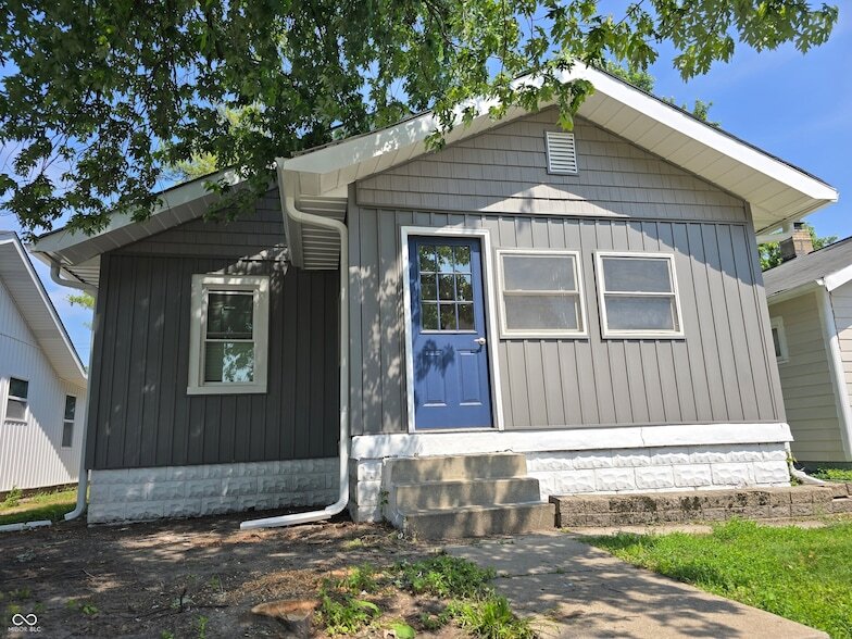 2035 S Pennsylvania St in Indianapolis, IN - Building Photo