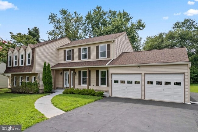 17004 Cashell Rd, Unit 4A in Rockville, MD - Foto de edificio - Building Photo