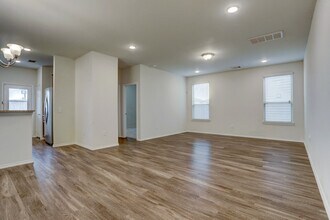 15803 Smithland Dr in Houston, TX - Building Photo - Building Photo