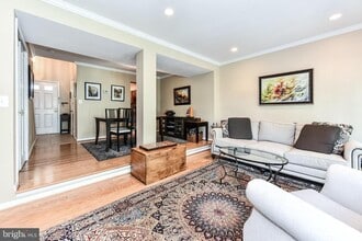 2911 S Woodstock St in Arlington, VA - Building Photo - Building Photo