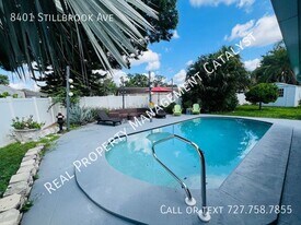 8401 Stillbrook Ave in Tampa, FL - Building Photo