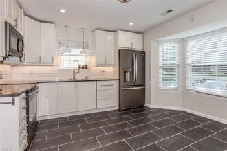 1678 Skiffes Creek Cir in Williamsburg, VA - Building Photo - Building Photo