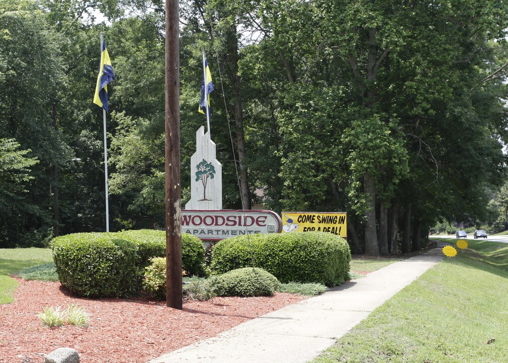 Woodside Apartments in Spartanburg, SC - Building Photo