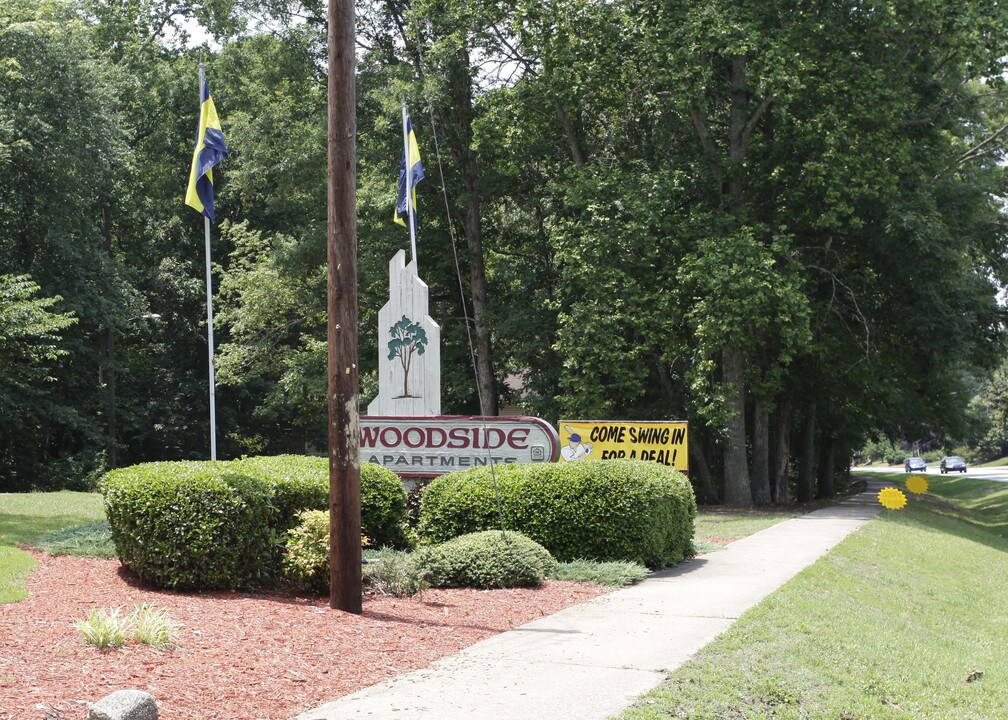 Woodside Apartments Photo