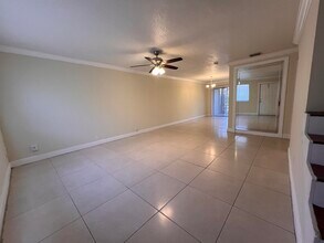 6604 Dockside Cir in Greenacres, FL - Building Photo - Building Photo