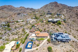 6526 N 37th St in Phoenix, AZ - Building Photo - Building Photo