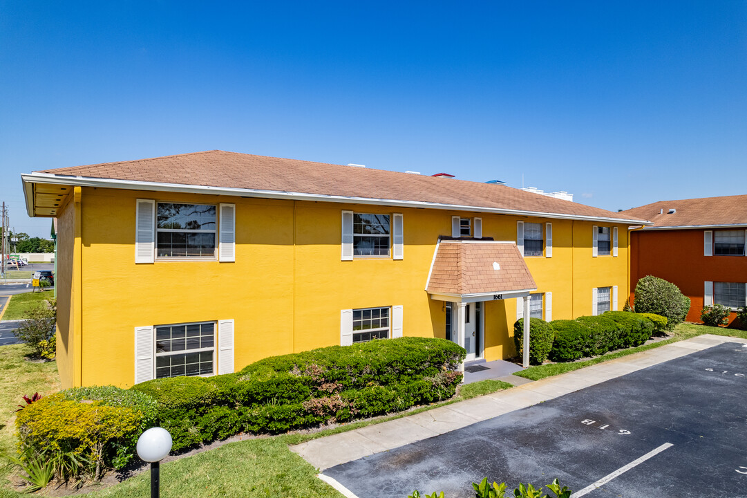 Weatherly Condominiums in Orlando, FL - Foto de edificio