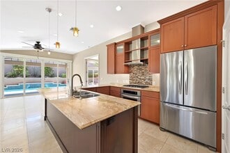 9001 Crimson Clover Way in Las Vegas, NV - Building Photo - Building Photo