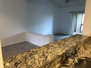 482 N Pin Oak Pl in Longwood, FL - Building Photo - Building Photo