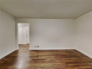 880 North Highland Avenue Northeast in Atlanta, GA - Building Photo - Building Photo