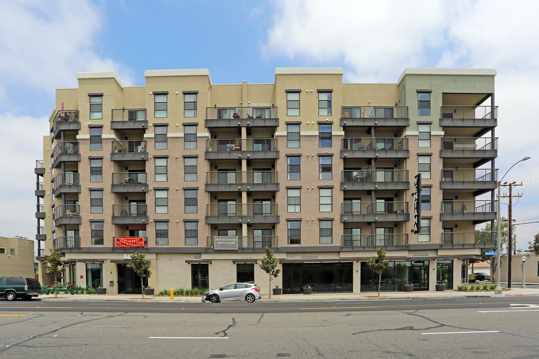 Ventana Senior Apartment Homes in Fullerton, CA - Building Photo