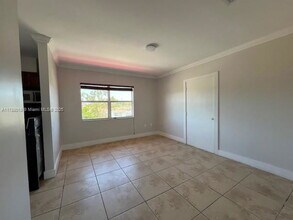 2836 SW 2nd St in Miami, FL - Building Photo - Building Photo