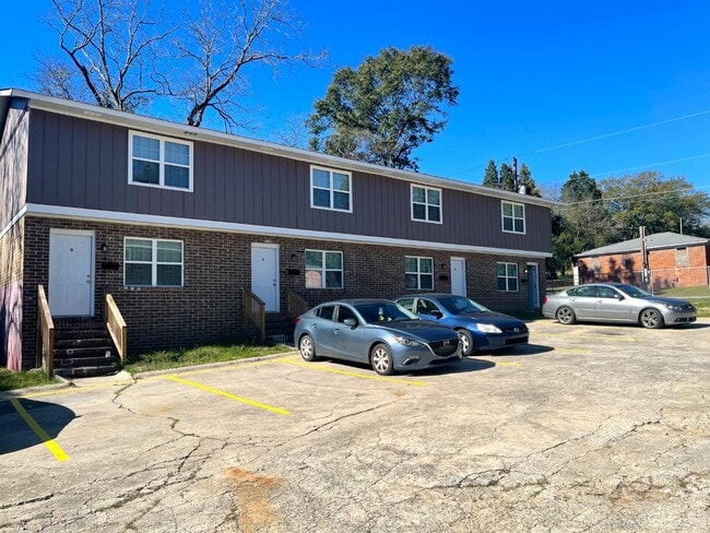 property at 458 Daffodil St