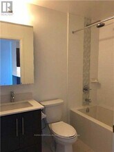 65 Oneida Crescent in Richmond Hill, ON - Building Photo - Building Photo