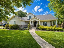 107 Surgeres Pl in Ocean Springs, MS - Building Photo